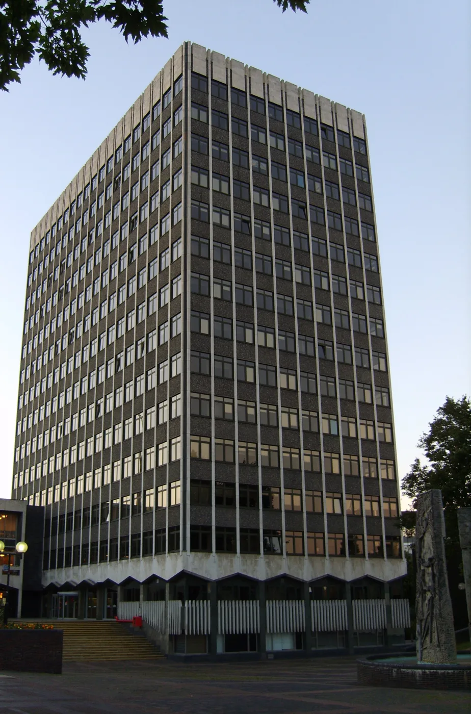 The Civic Centre on Victoria Avenue, where the council meets. The new Local Plan will have to come back to the full council for a vote